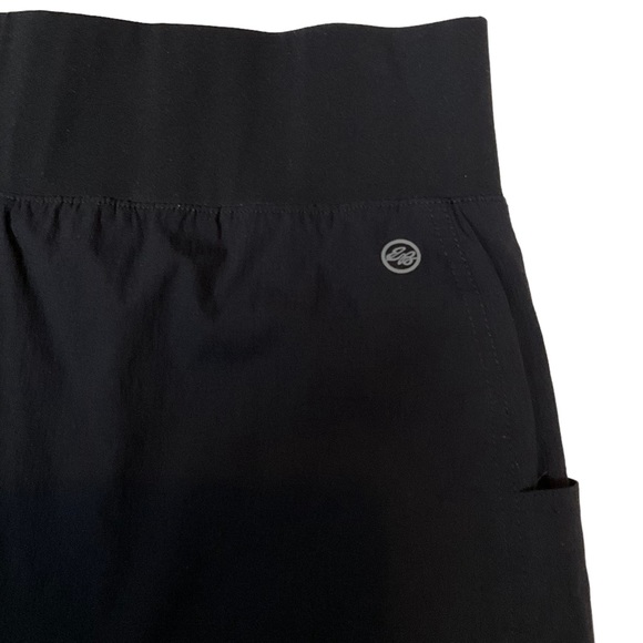Eddie Bauer Women's First Ascent Guide Ripstop Skort Black Pockets Golf … - Picture 8 of 16